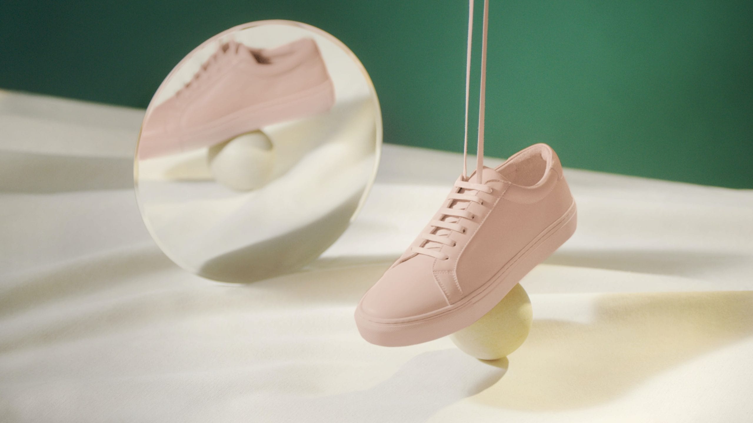 photo-1596149615597-1b50df9ef6d3